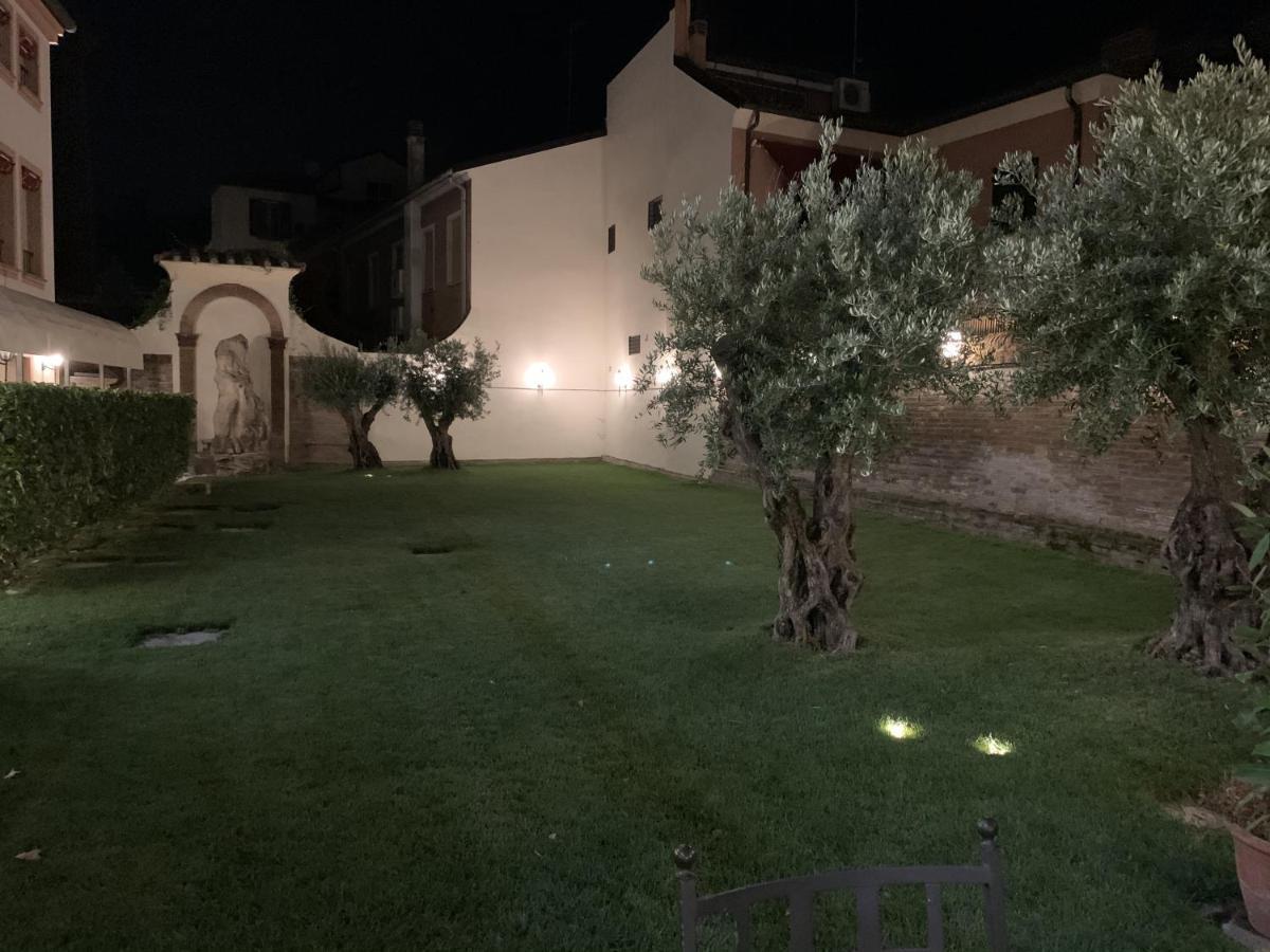 Princess Art Hotel 4*